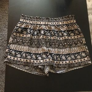 Fun patterned flowy shorts
